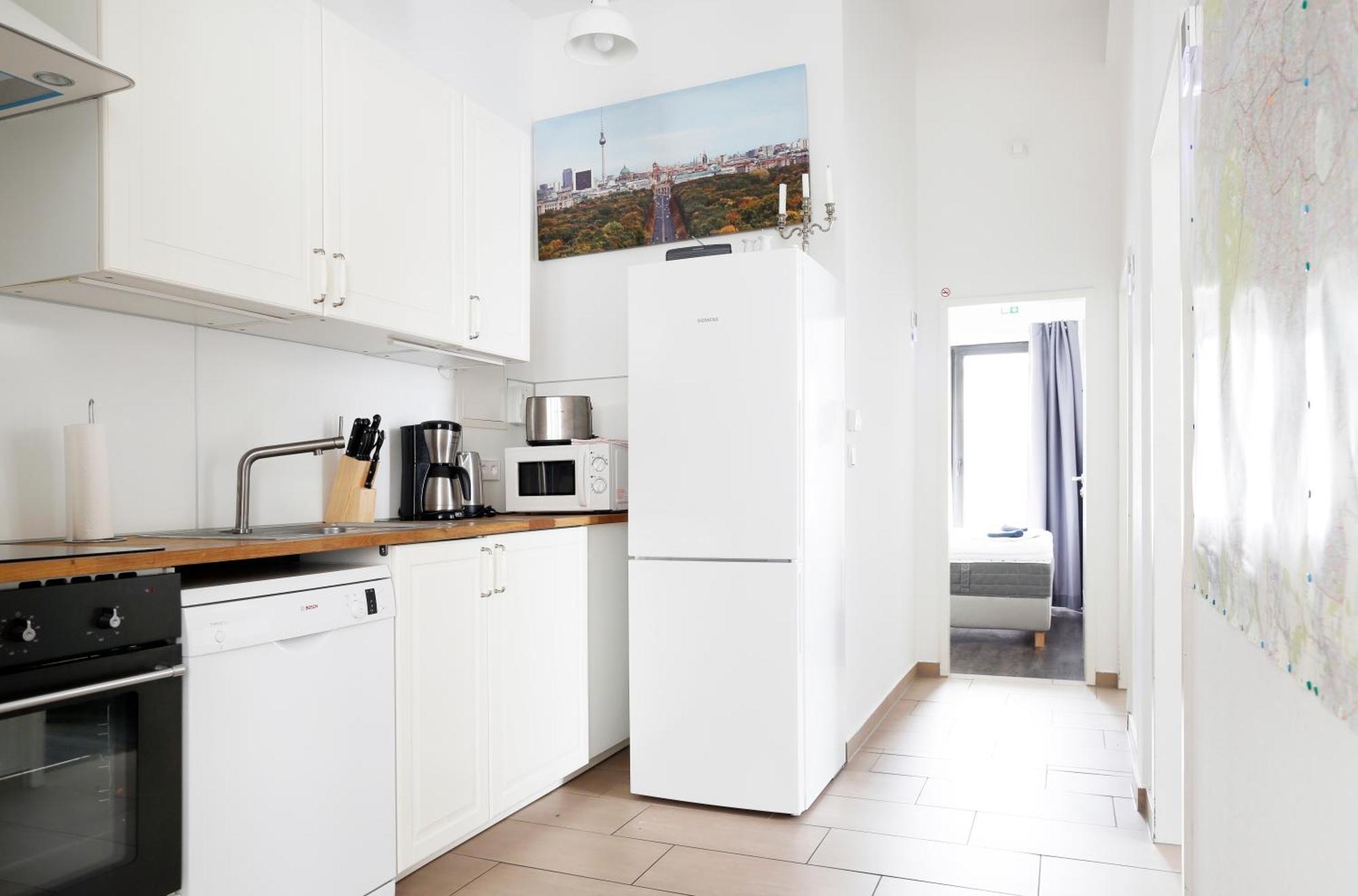 Nieb By Rockchair Apartments L Superhost Status L 3 Bedrooms Boxspringbeds 3 Bathrooms In Center "Kurfuerstendamm" - Cozy Family & Business Flair Welcomes You! Berlin Exterior photo